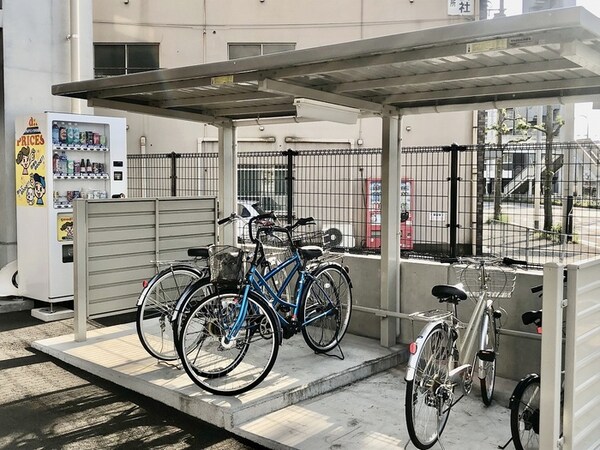 駐輪場