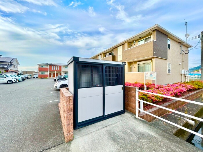 物件外観写真3　(建物設備)