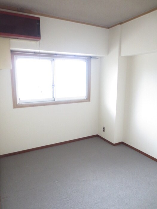 物件内観写真5　(居室)