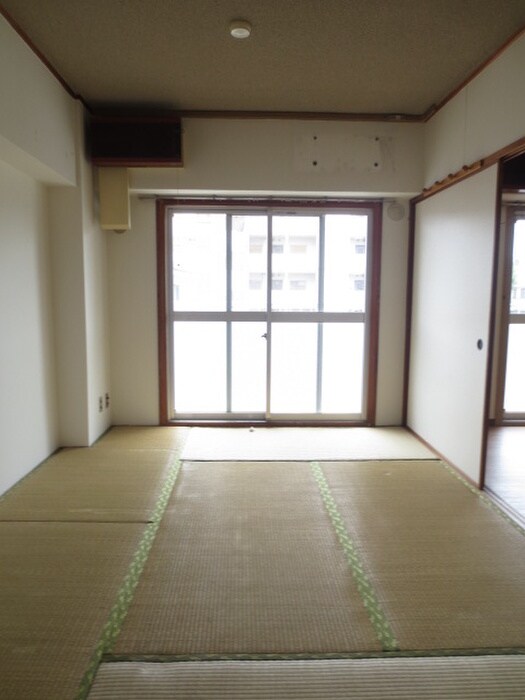 物件内観写真12　(居室)