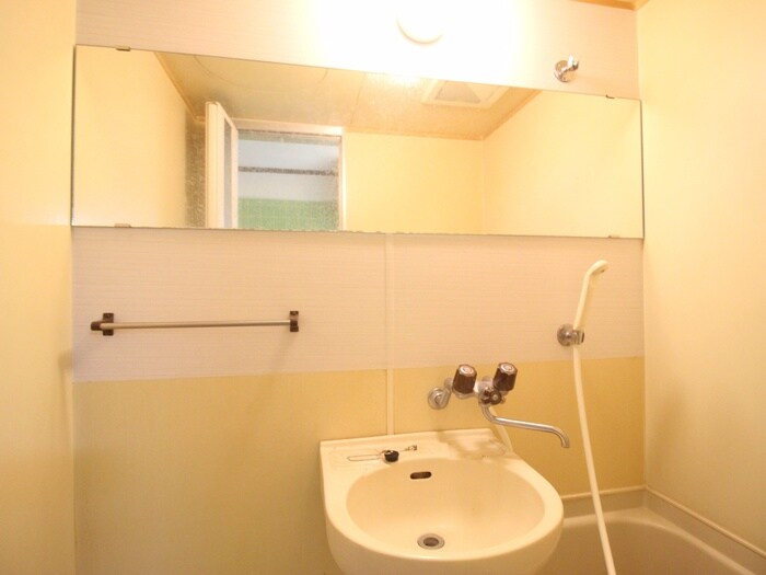 物件内観写真12　(洗面)