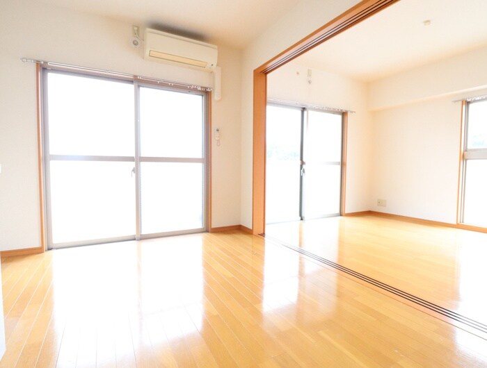 物件内観写真8　(居室)