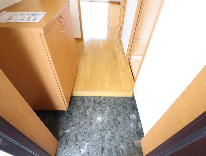 物件内観写真15　(玄関)