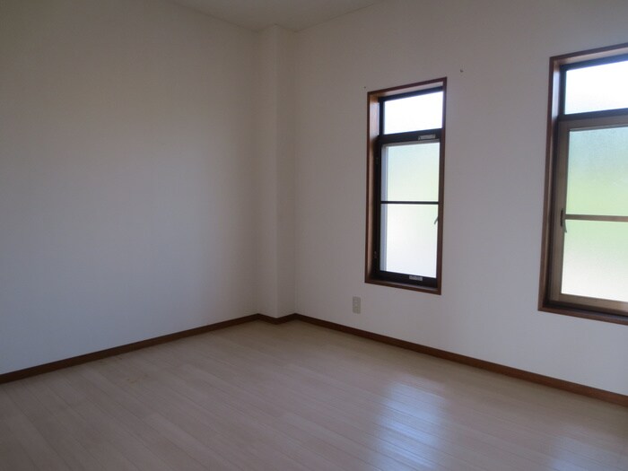 物件内観写真18　(居室)