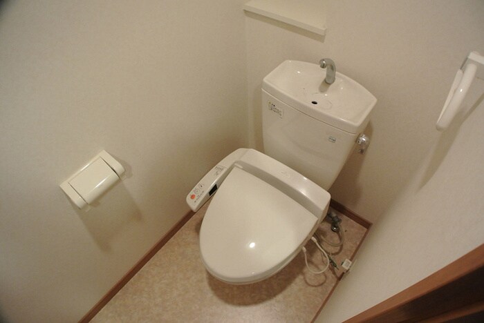 物件内観写真13　(トイレ)