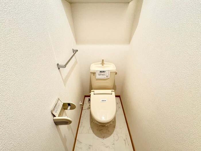 物件内観写真12　(トイレ)