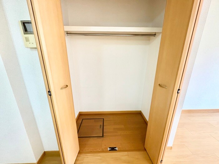 物件内観写真14　(収納)