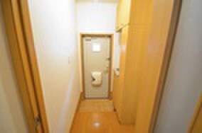 物件内観写真12　(玄関)