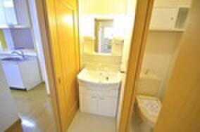 物件内観写真13　(洗面)