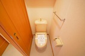 物件内観写真16　(トイレ)