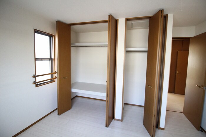 物件内観写真11　(収納)