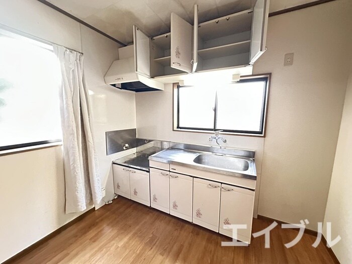 物件内観写真3　(キッチン)