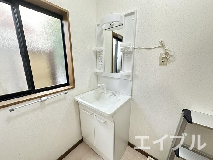 物件内観写真6　(洗面)