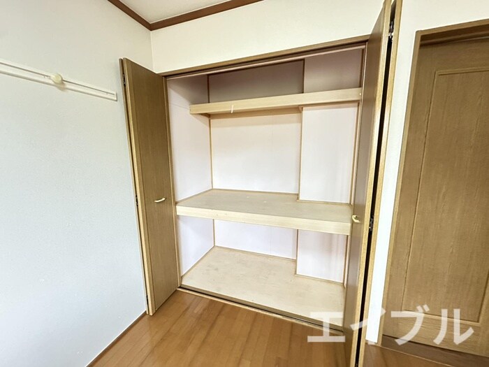 物件内観写真10　(収納)