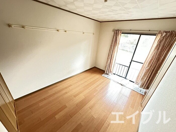 物件内観写真17　(居室)