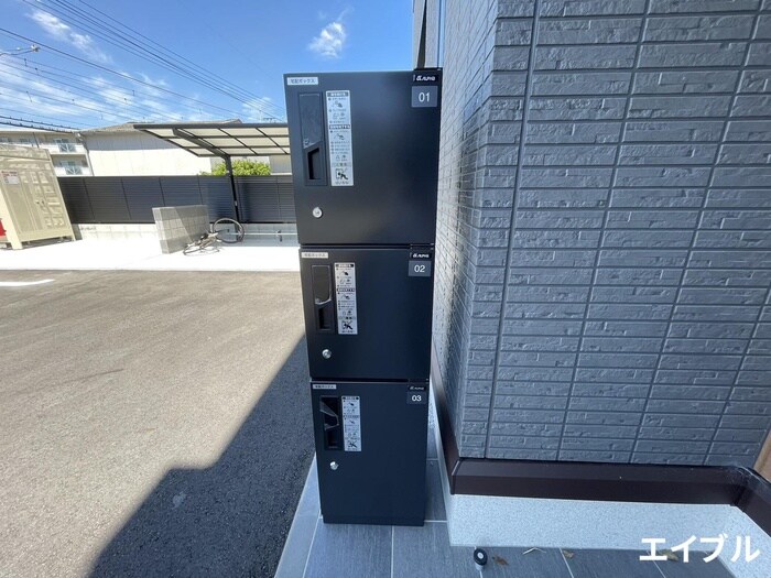 物件外観写真4　(建物設備)