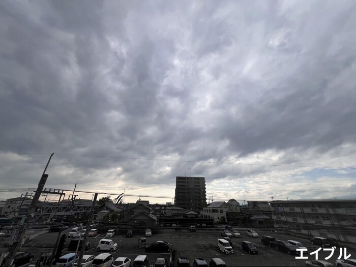 物件内観写真15　(室内からの展望)