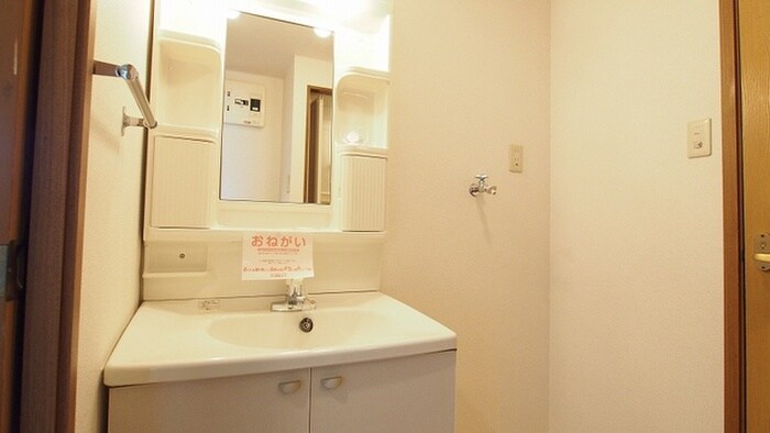 物件内観写真8　(洗面)