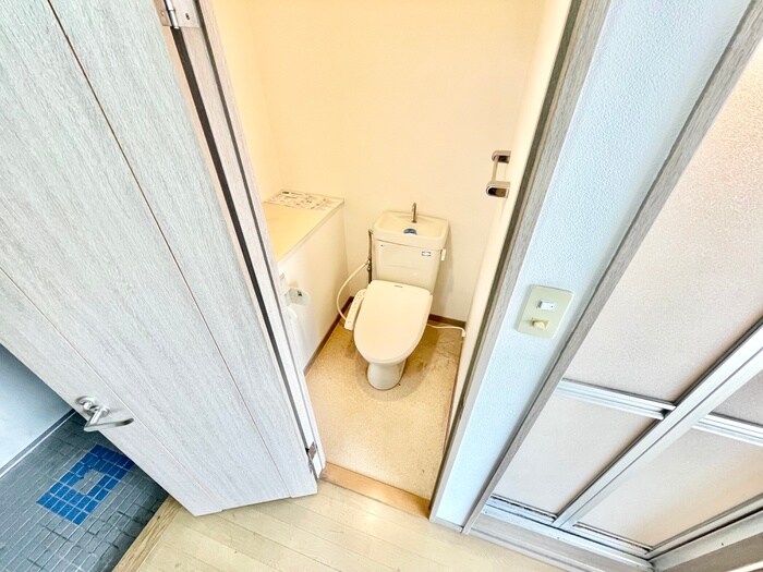 物件内観写真11　(トイレ)