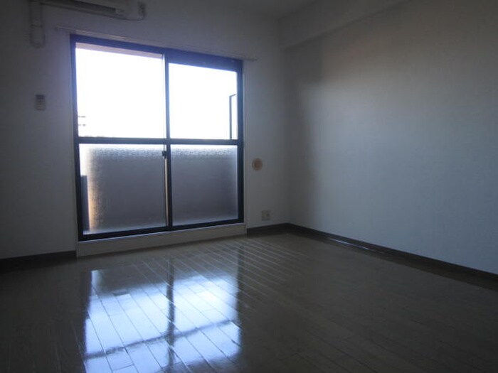 物件内観写真15　(居室)