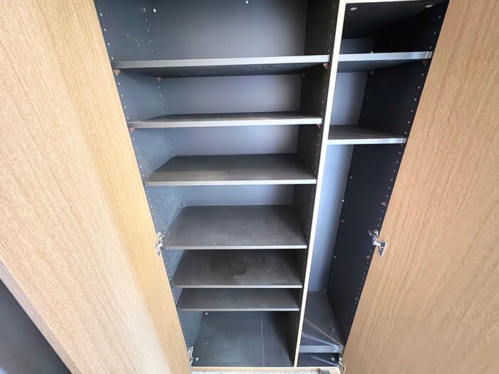 物件内観写真14　(靴箱)