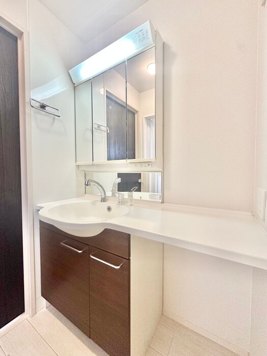 物件内観写真10　(洗面)