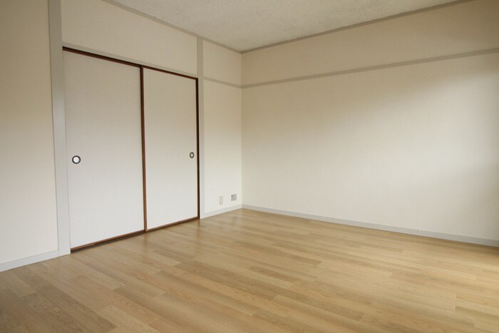 物件内観写真22　(居室)