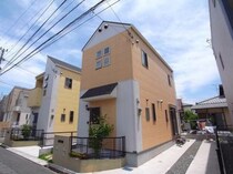 フィールド・イン湯川Ⅲ　D棟の外観写真