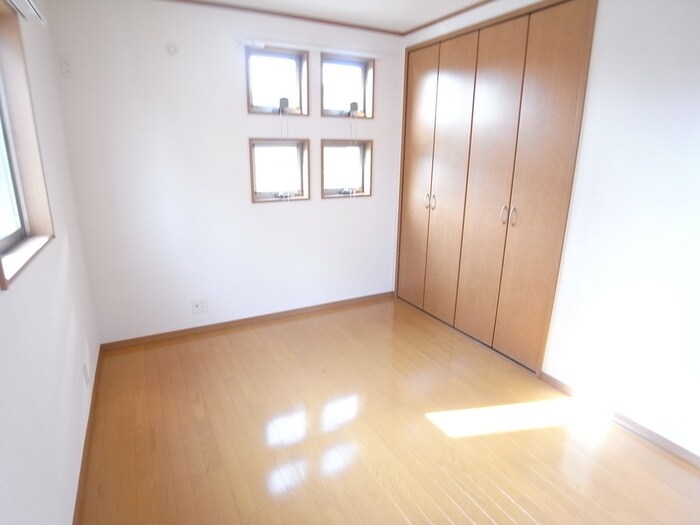 物件内観写真6　(居室)