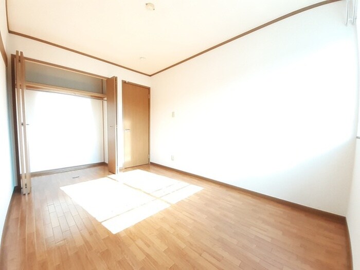 物件内観写真12　(居室)