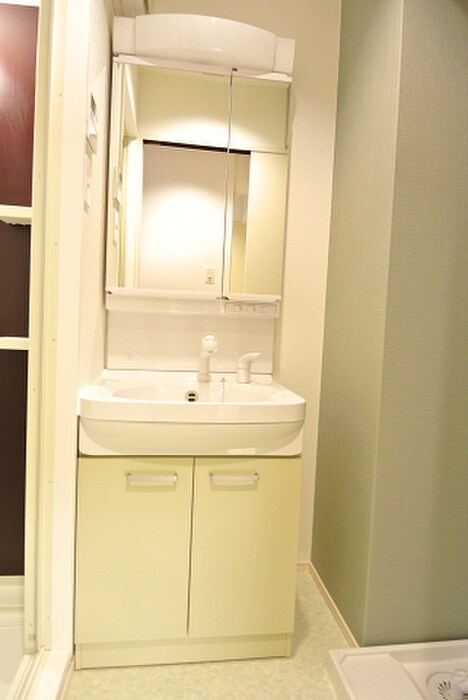 物件内観写真11　(洗面)