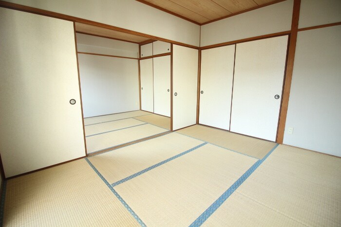 物件内観写真12　(居室)