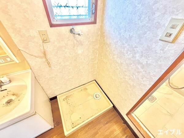 洗濯機置場
