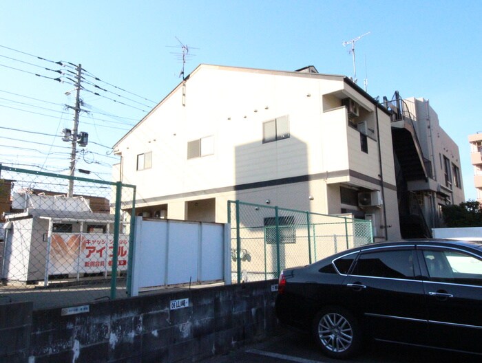 物件外観写真1　(外観写真)