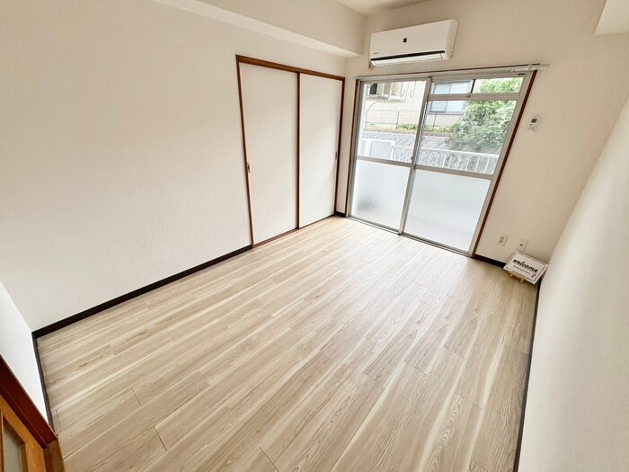 物件内観写真7　(居室)