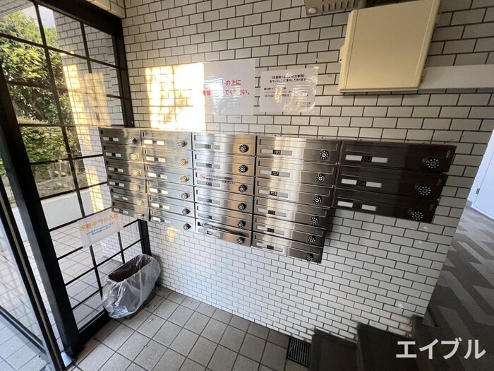 物件外観写真4　(建物設備)