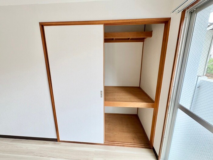 物件内観写真13　(収納)