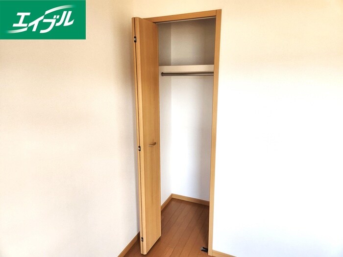 物件内観写真6　(収納)