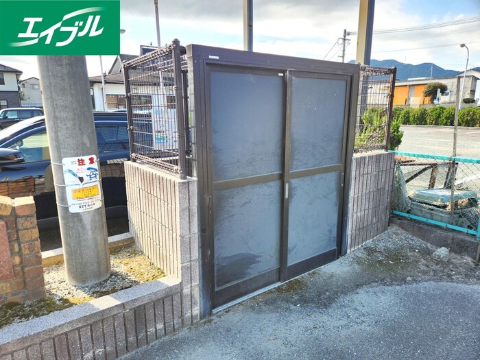 物件外観写真4　(建物設備)