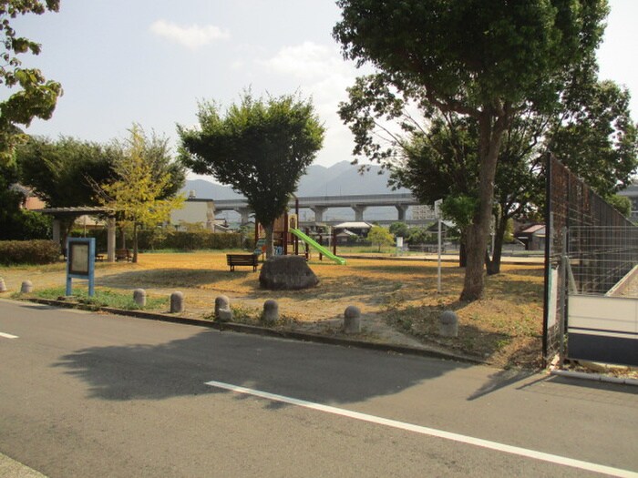 物件外観写真6　(周辺環境)