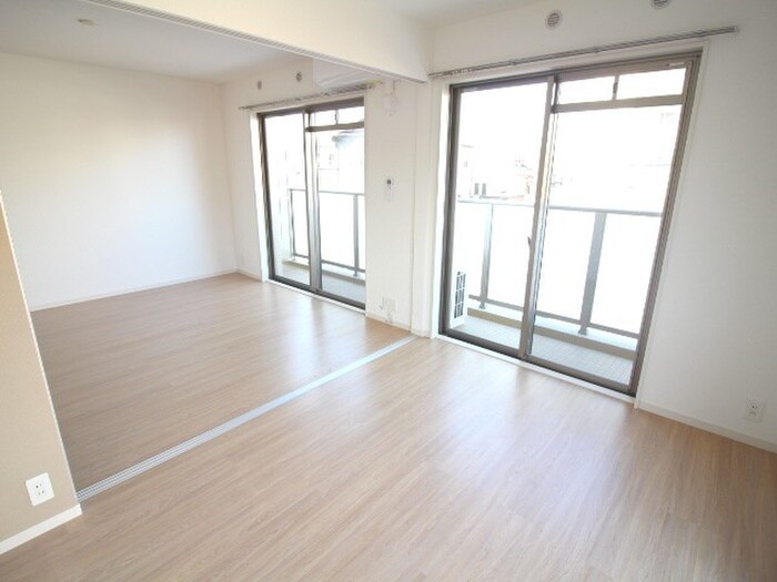 物件内観写真9　(居室)