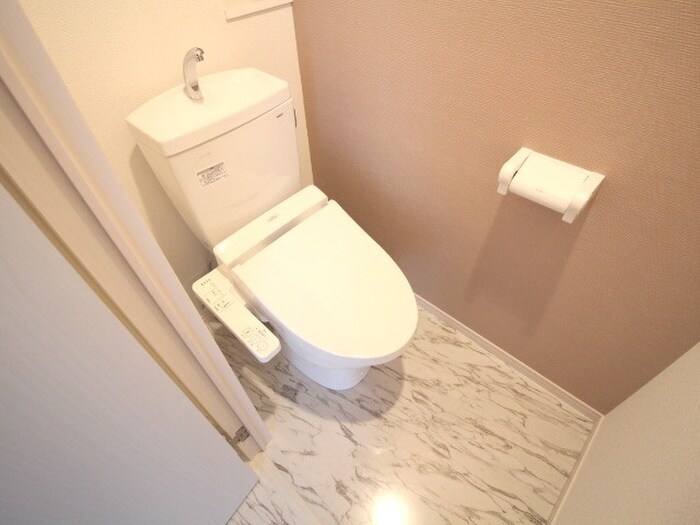 物件内観写真10　(トイレ)