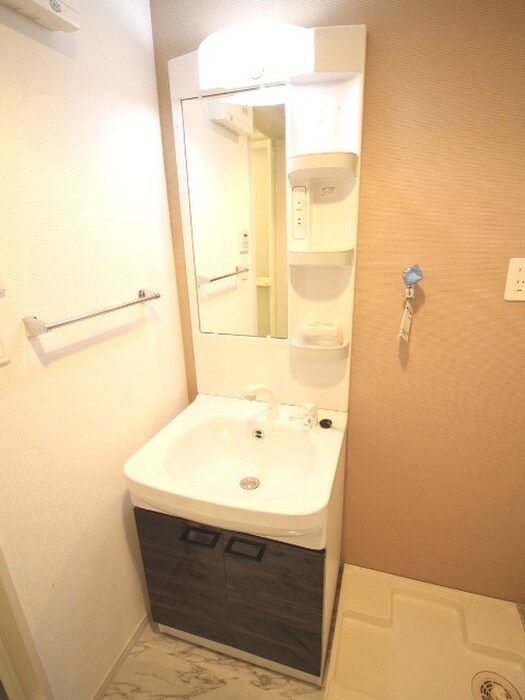 物件内観写真12　(洗面)