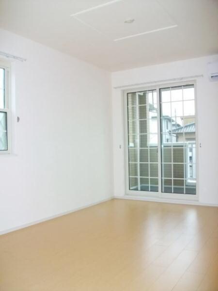 物件内観写真4　(居室)