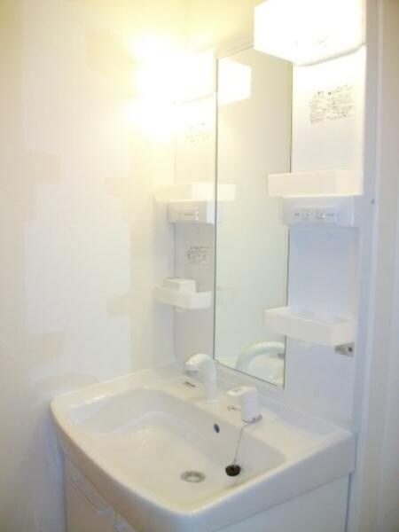 物件内観写真11　(洗面)