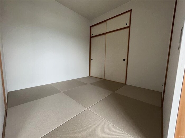 物件内観写真10　(居室)