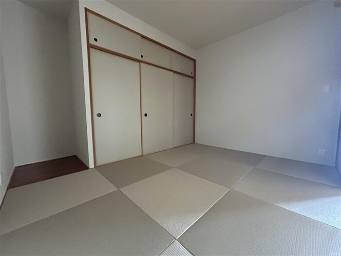 物件内観写真10　(居室)