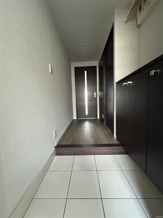 物件内観写真16　(廊下)