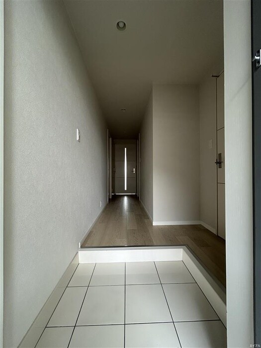 物件内観写真18　(廊下)