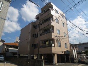 ランブイエ南福岡外観写真